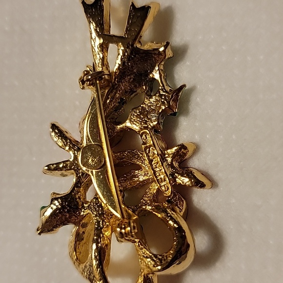 Vintage Gerry's Signed Christmas Poinsettia Ivy Gold Tone Brooch Pin Holiday - Picture 7 of 16